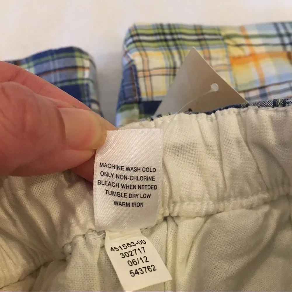 NWT-GAP Boys Plaid Patchwork Shorts Size 6-12 Months